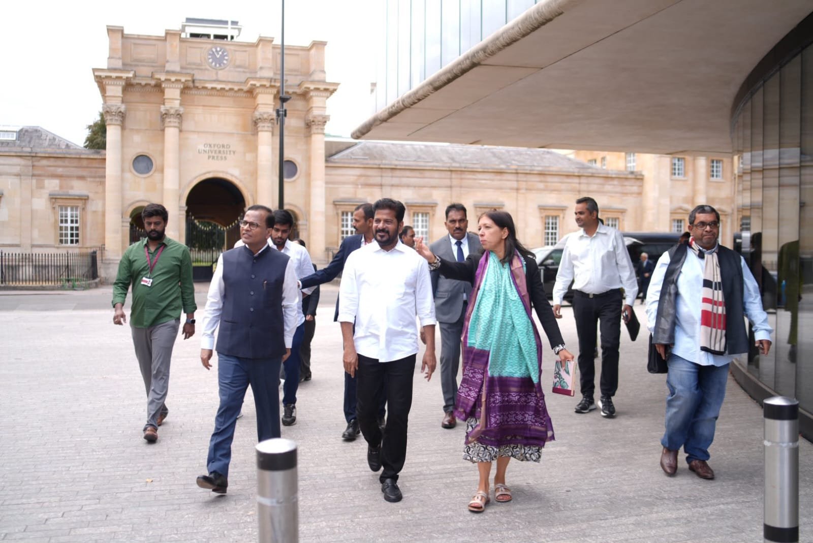 సీఎం రేవంత్ రెడ్డి - ఆక్స్‌ఫర్డ్ యూనివర్సిటీ పర్యటన