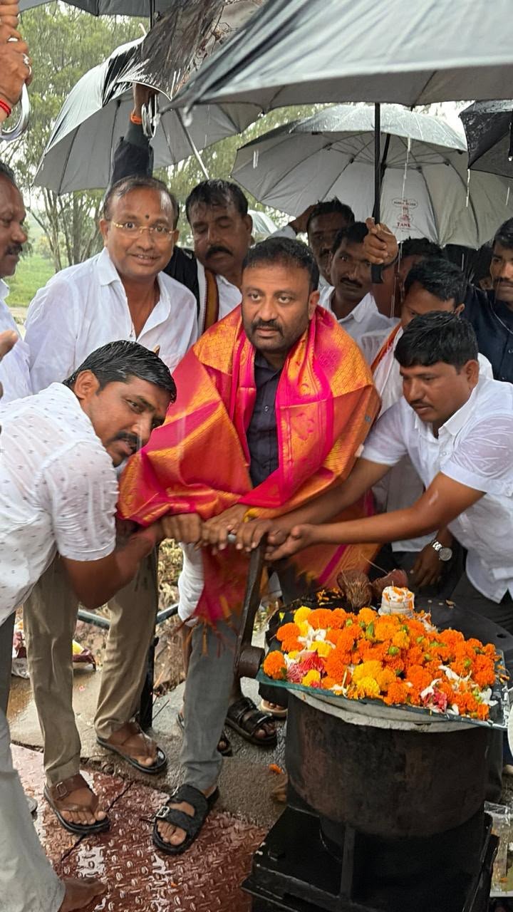 కౌలాస్ నాలా వరద పరిస్థితి