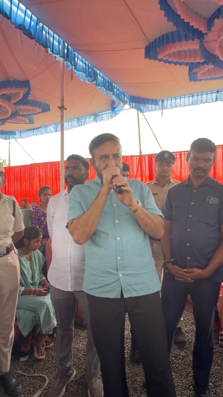 జాబ్ మేళాలో యువత