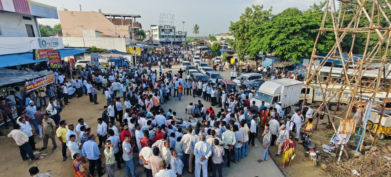 Dharna at Varni Chowrastha