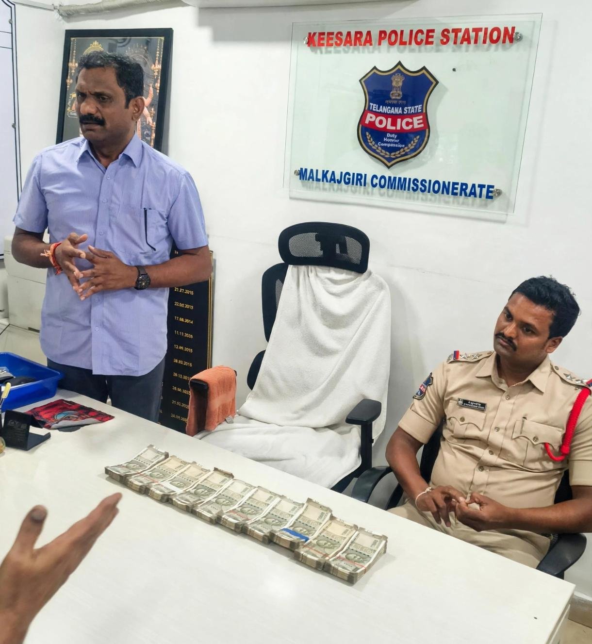 లారీ యజమాని వెల్లడించిన కీసర లారీ కేసుకు సంబంధించిన చిత్రం