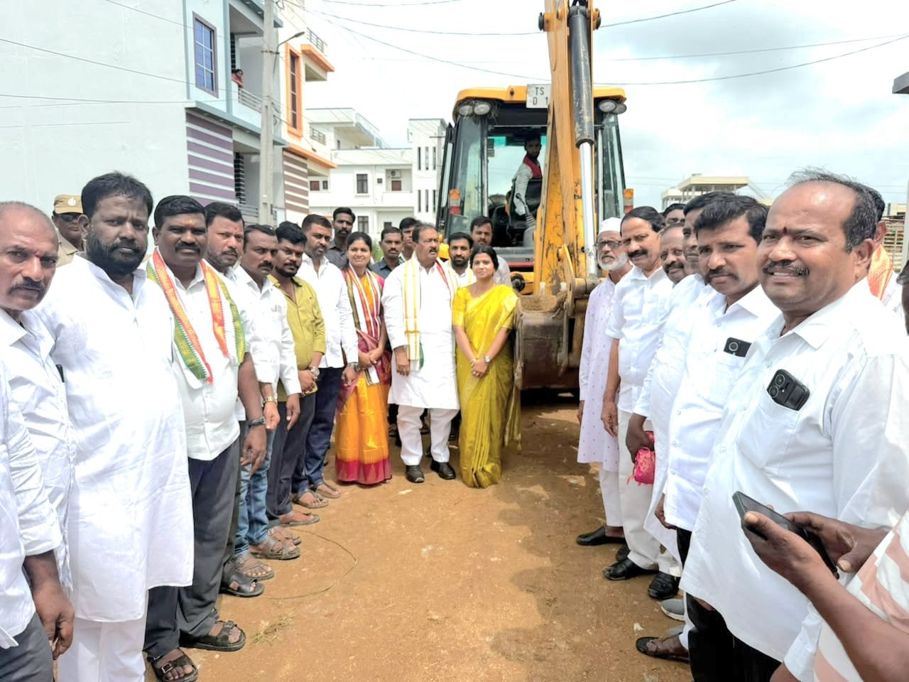 కామారెడ్డి 15, 16వ వార్డుల్లో పర్యటిస్తున్న ప్రభుత్వ సలహాదారు మహమ్మద్ అలీ షబ్బీర్