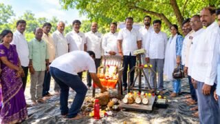 గాంధీ భవన్ వద్ద GO 317 బాధిత ఉద్యోగులు, ఉపాధ్యాయుల నిరసనకు సంబంధించిన దృశ్యం